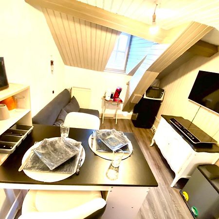 Logements Un Coin De Bigorre - La Pyreneenne - 130M2 - Canal Plus, Netflix, Rmc Sport - Wifi Fibre - Village Campagne Tournay 외부 사진